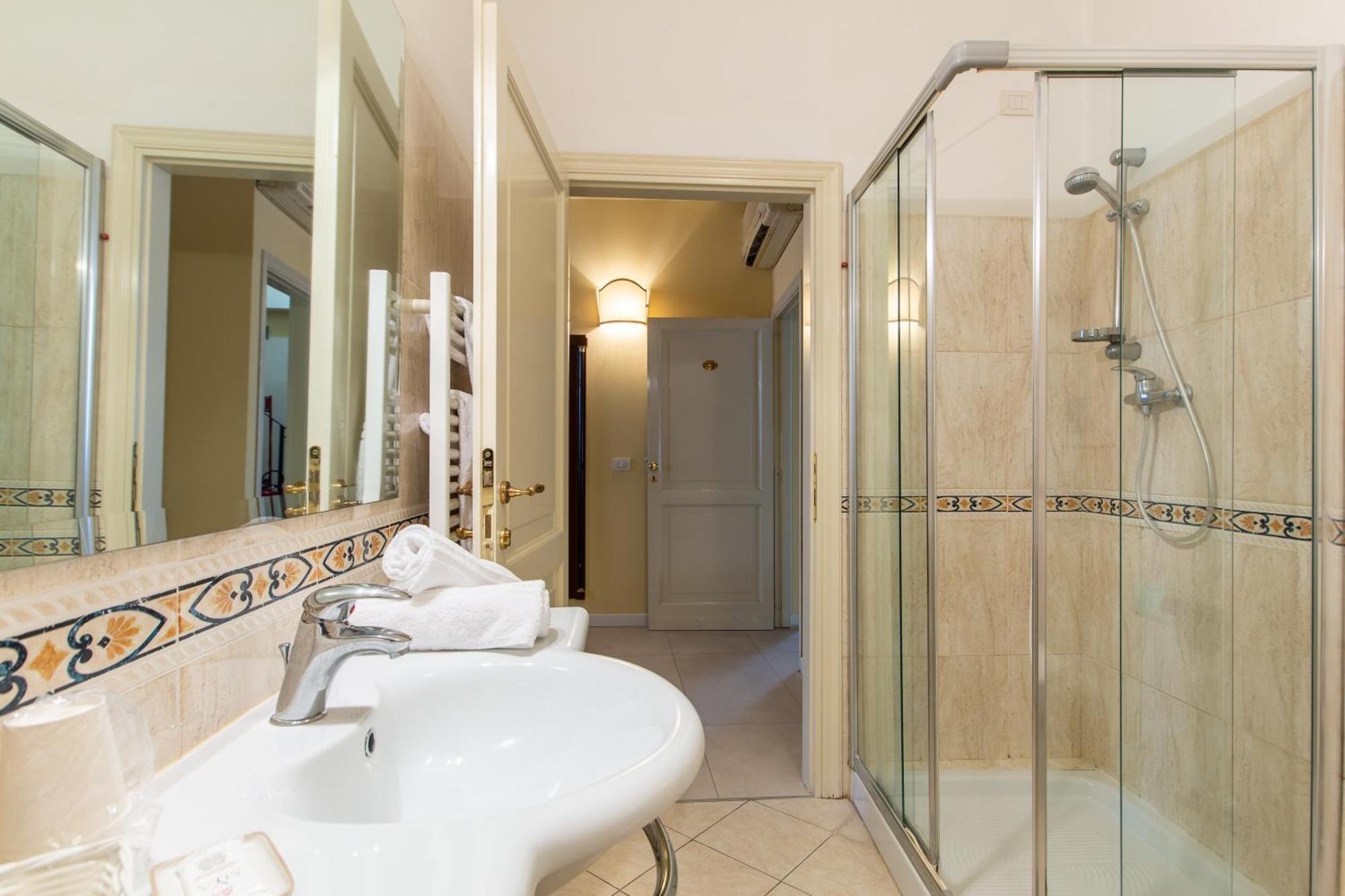 ראבנה Hotel Sant'Andrea מראה חיצוני תמונה