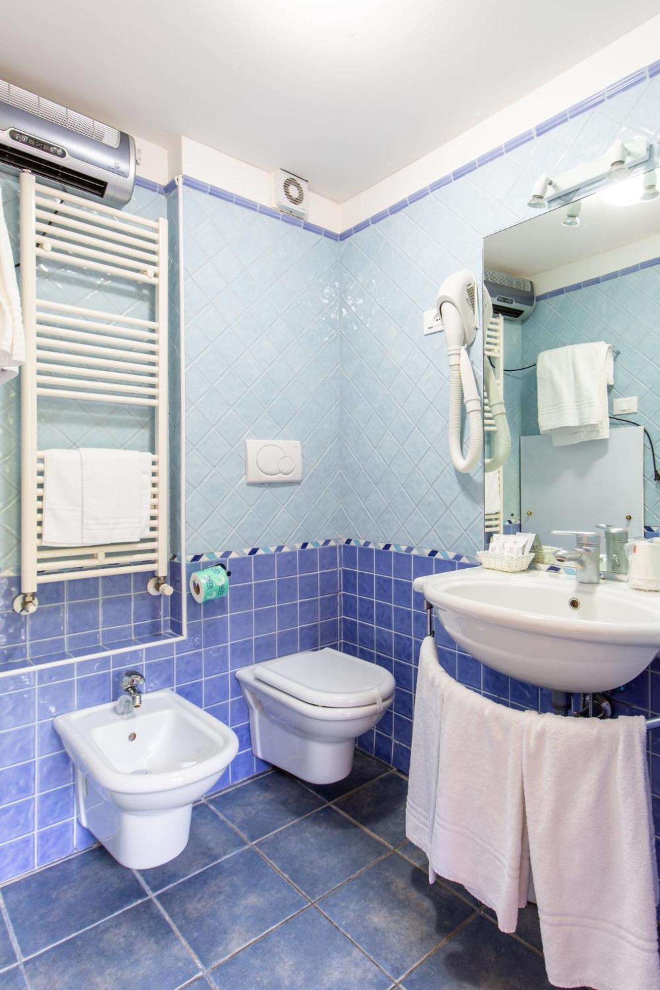 ראבנה Hotel Sant'Andrea מראה חיצוני תמונה