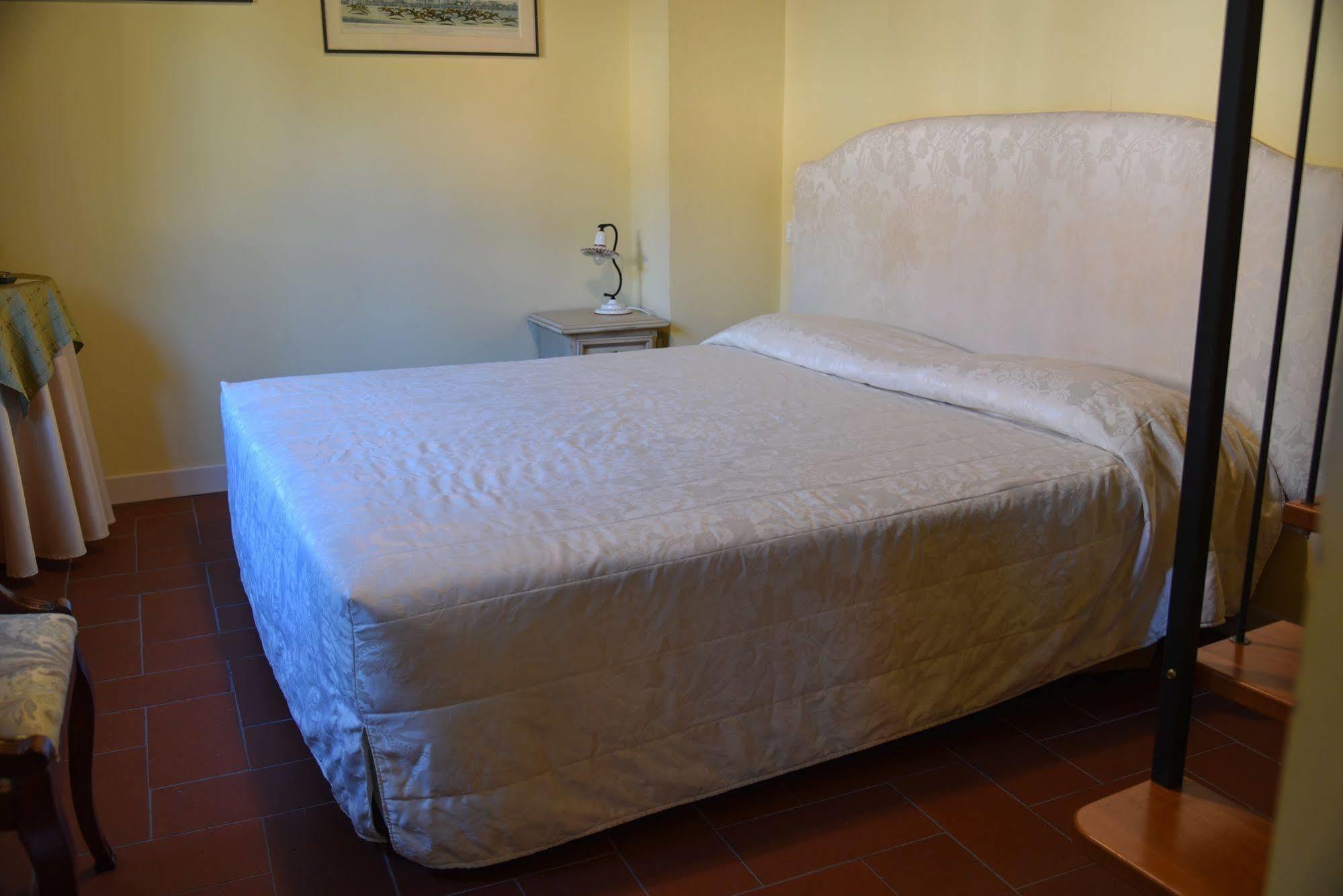 ראבנה Hotel Sant'Andrea מראה חיצוני תמונה