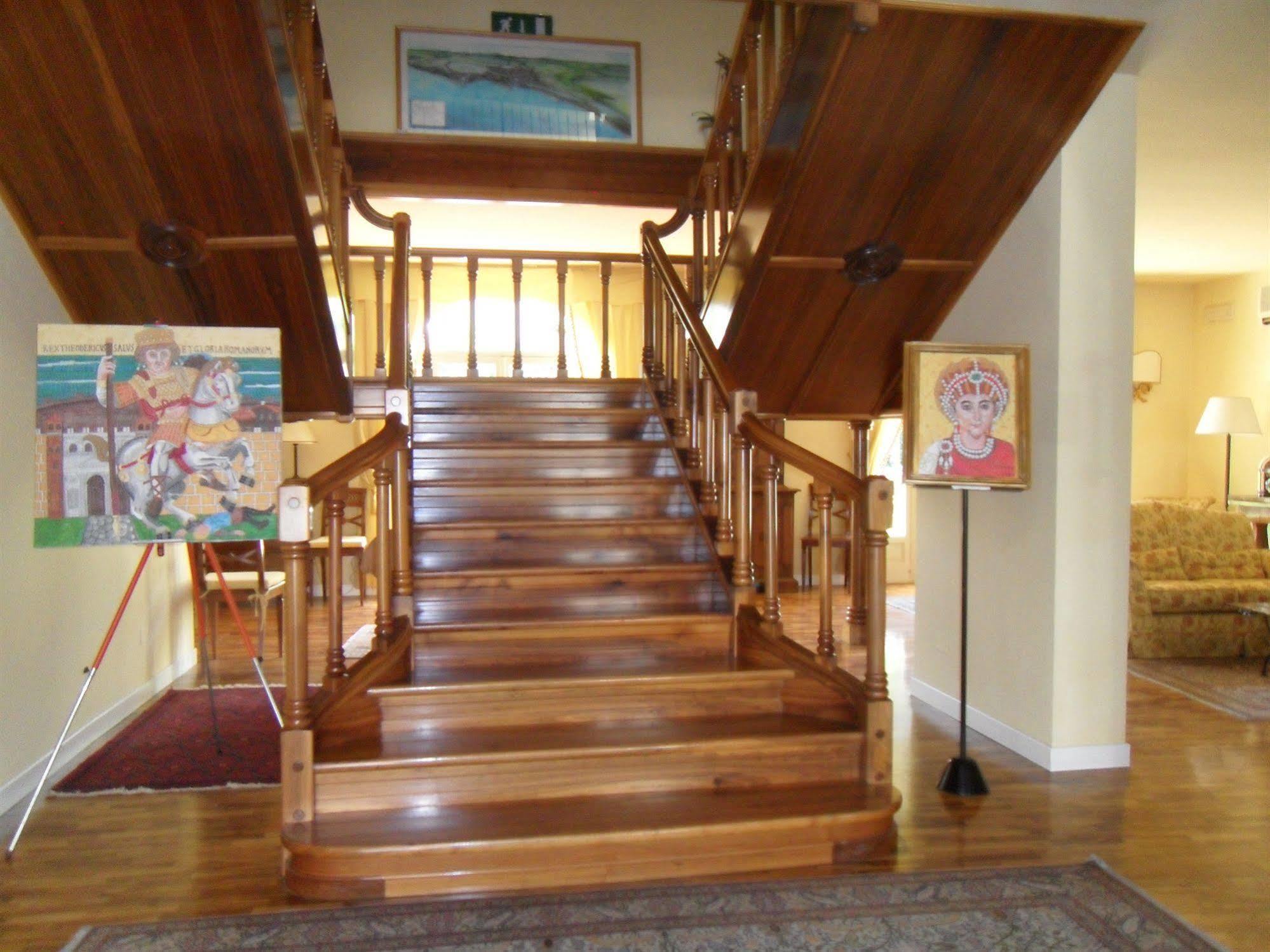 ראבנה Hotel Sant'Andrea מראה חיצוני תמונה